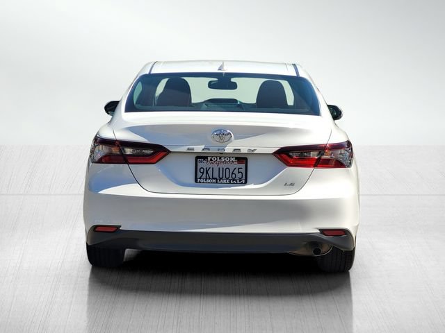 Used 2024 Toyota Camry LE w/ Convenience Package FWD image 5