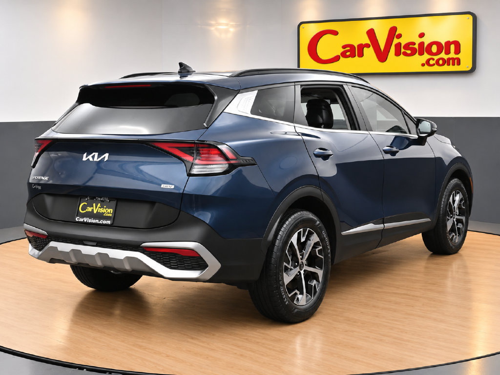 Used 2025 Kia Sportage EX w/ EX Premium Package AWD/4WD image 4