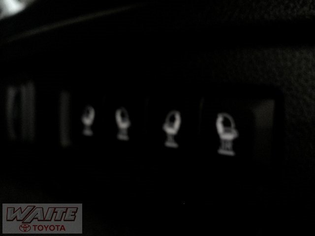 Used 2022 Jeep Grand Cherokee L Overland image 26