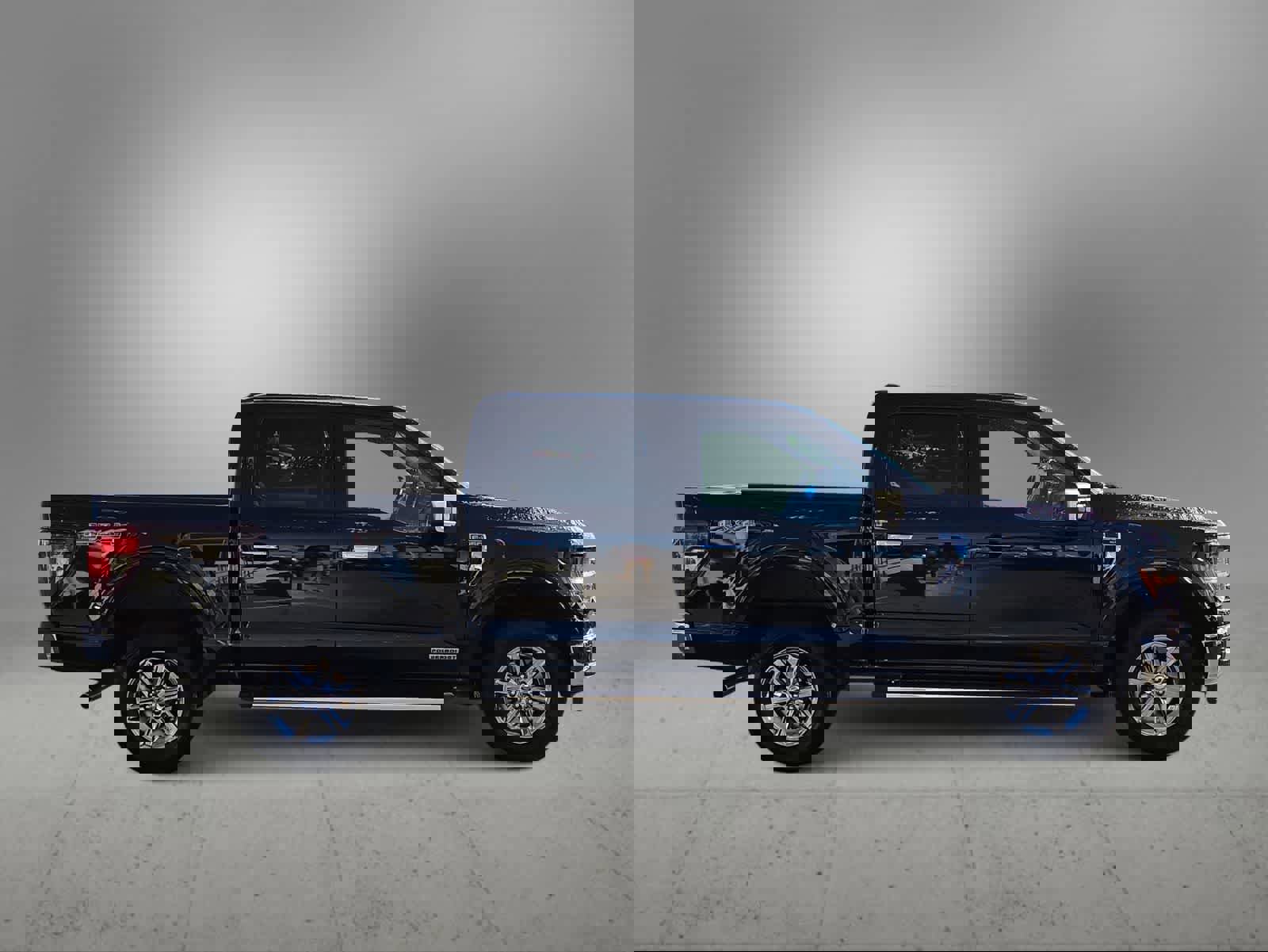 Used 2024 Ford F150 XLT w/ Mobile Office Package image 10