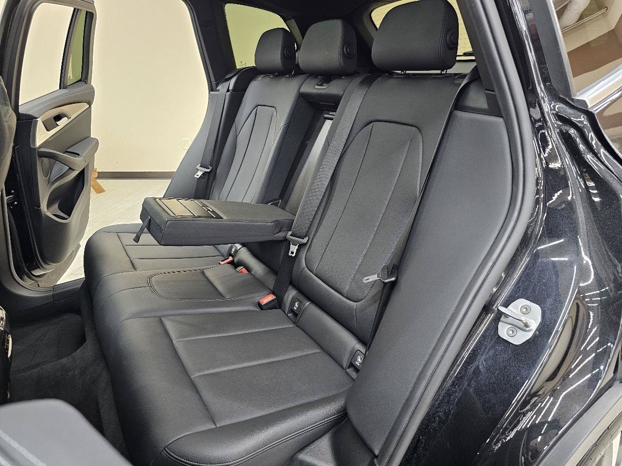 Used 2018 BMW X3 xDrive30i AWD/4WD image 25