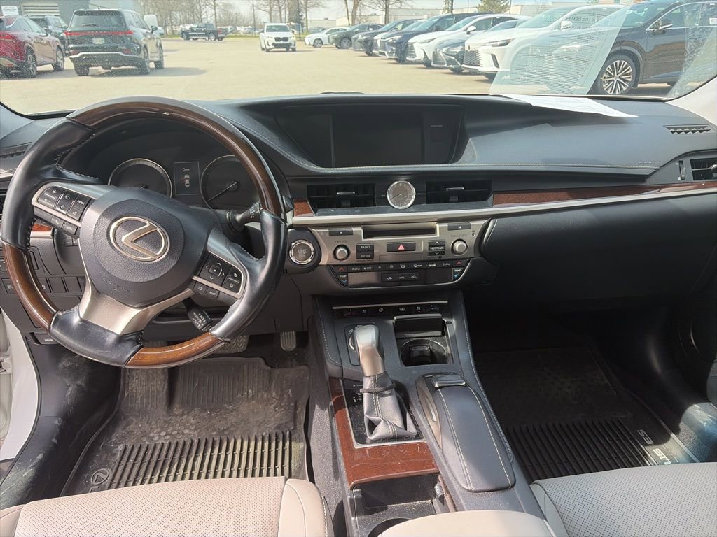 Used 2017 Lexus ES 350 image 6