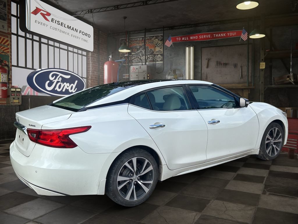 Used 2016 Nissan Maxima Platinum FWD image 6