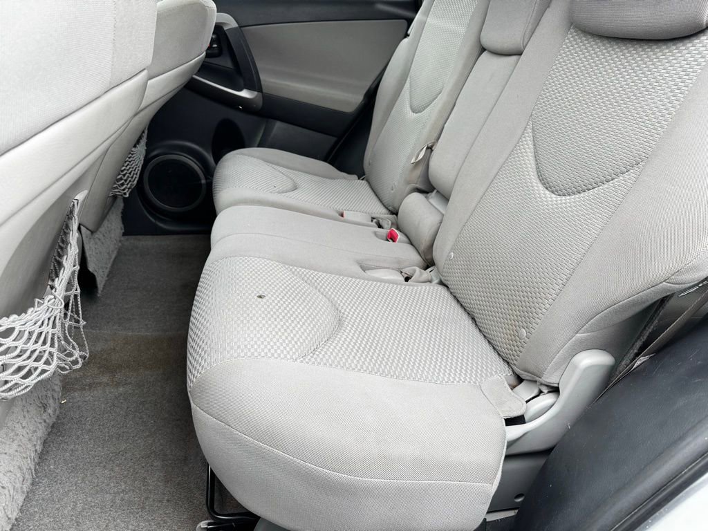 Used 2007 Toyota RAV4 Limited AWD/4WD image 5