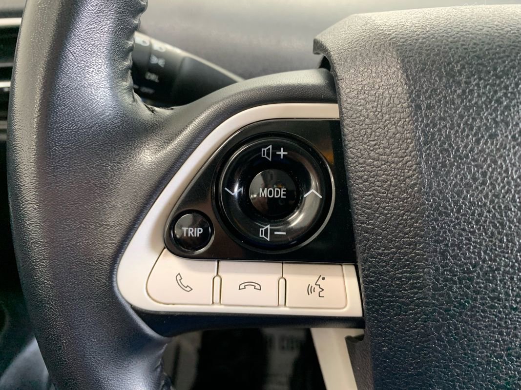 Used 2018 Toyota Prius Prime Plus image 33