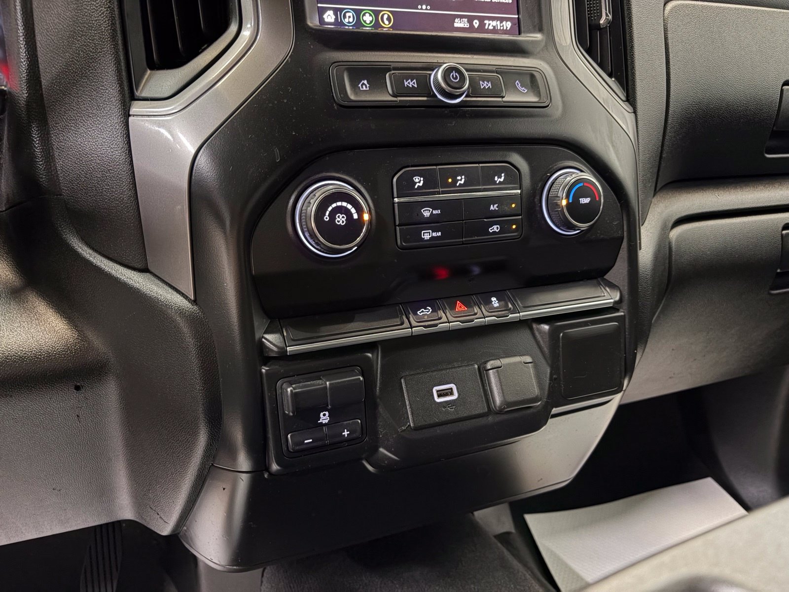 Used 2020 Chevrolet Silverado 2500 Custom w/ Custom Value Package AWD/4WD image 20