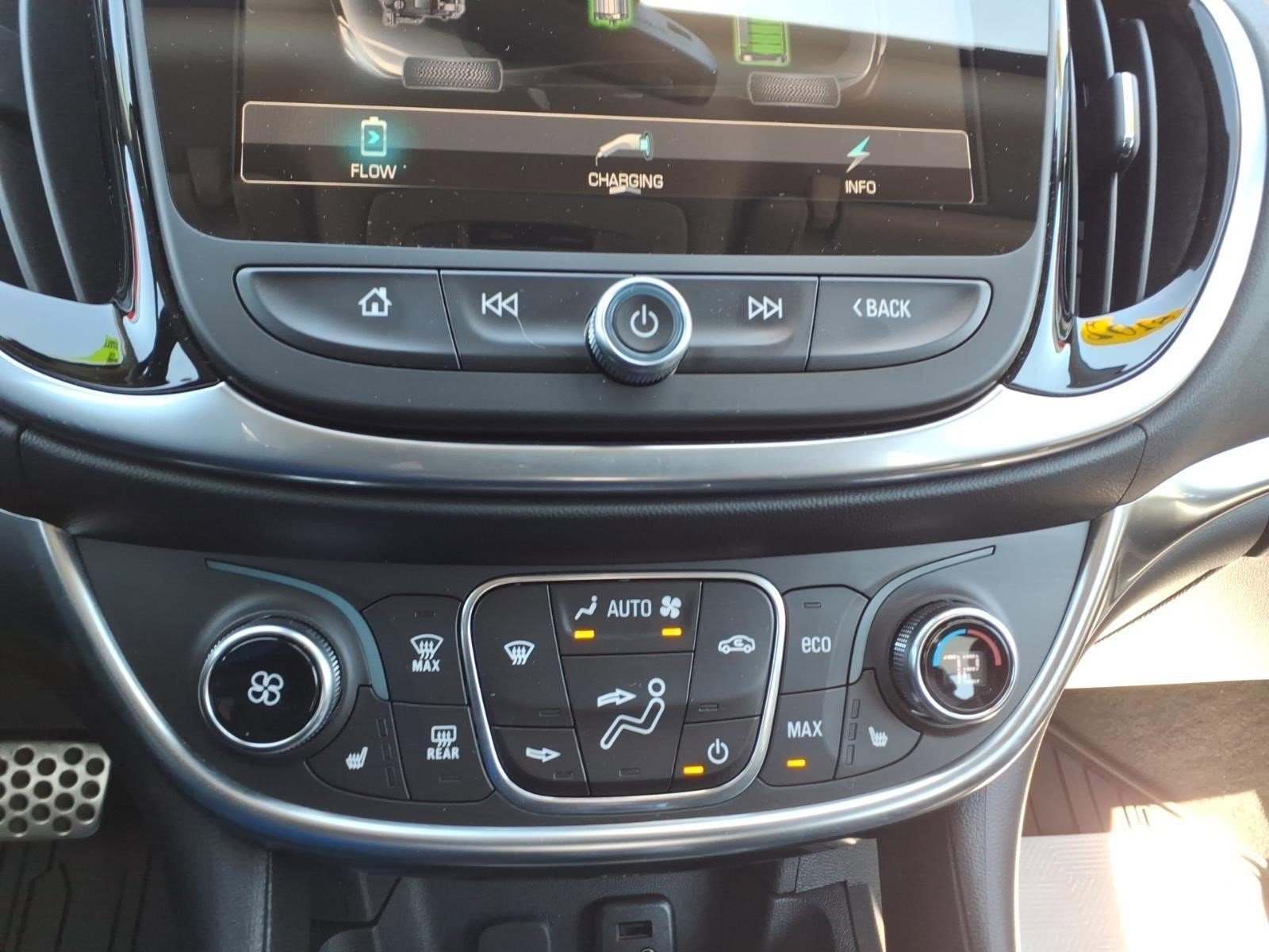 Used 2018 Chevrolet Volt Premier w/ LPO, Blackout Package image 18