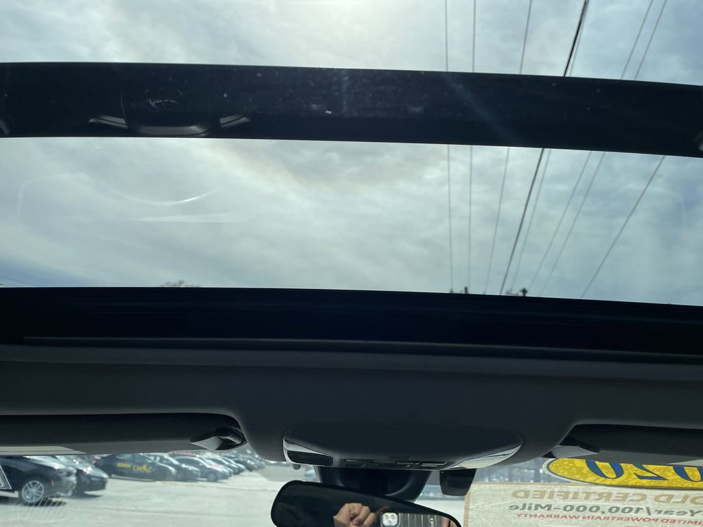 Certified 2020 Toyota RAV4 XLE w/ Convenience Package image 22