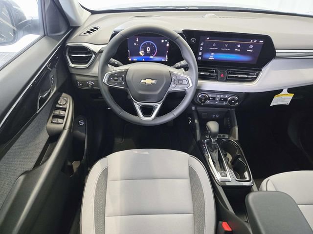 Used 2025 Chevrolet TrailBlazer LT w/ Convenience Package image 7