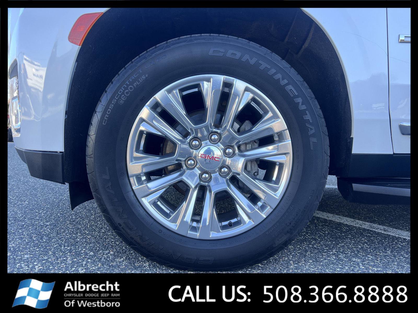 Used 2022 GMC Yukon Denali image 32