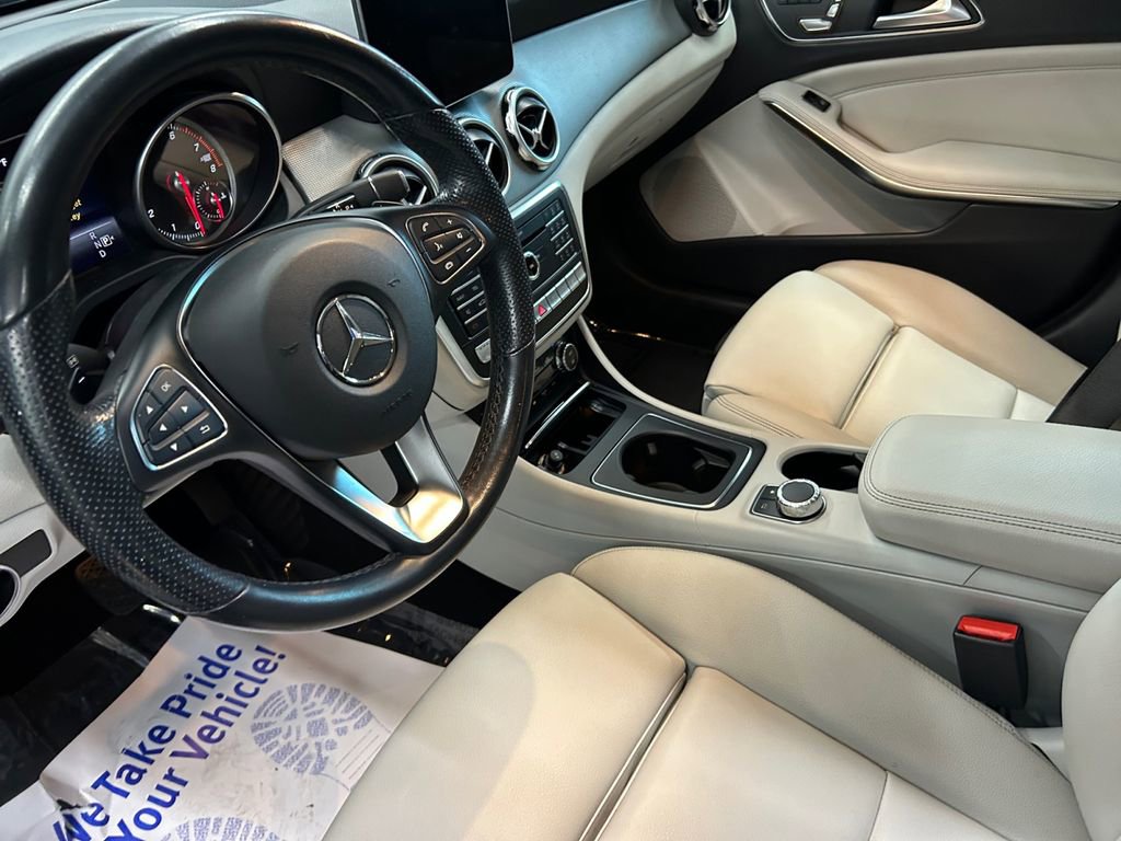 Used 2019 Mercedes-Benz GLA 250 4MATIC image 10