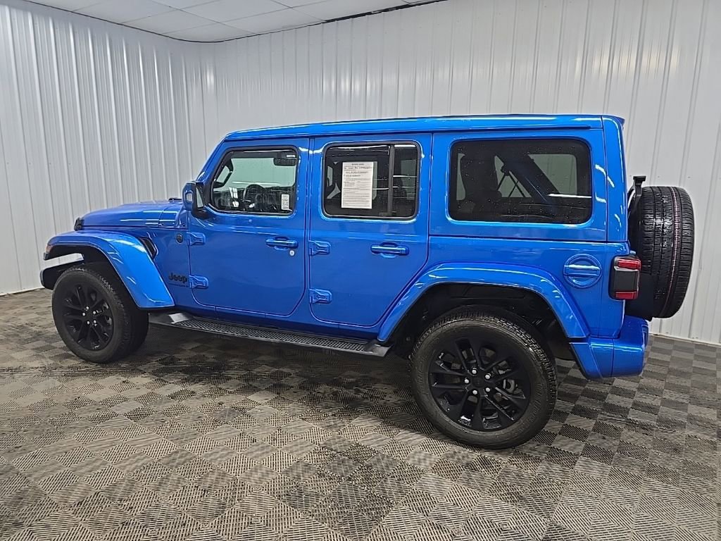 Used 2023 Jeep Wrangler Altitude image 4