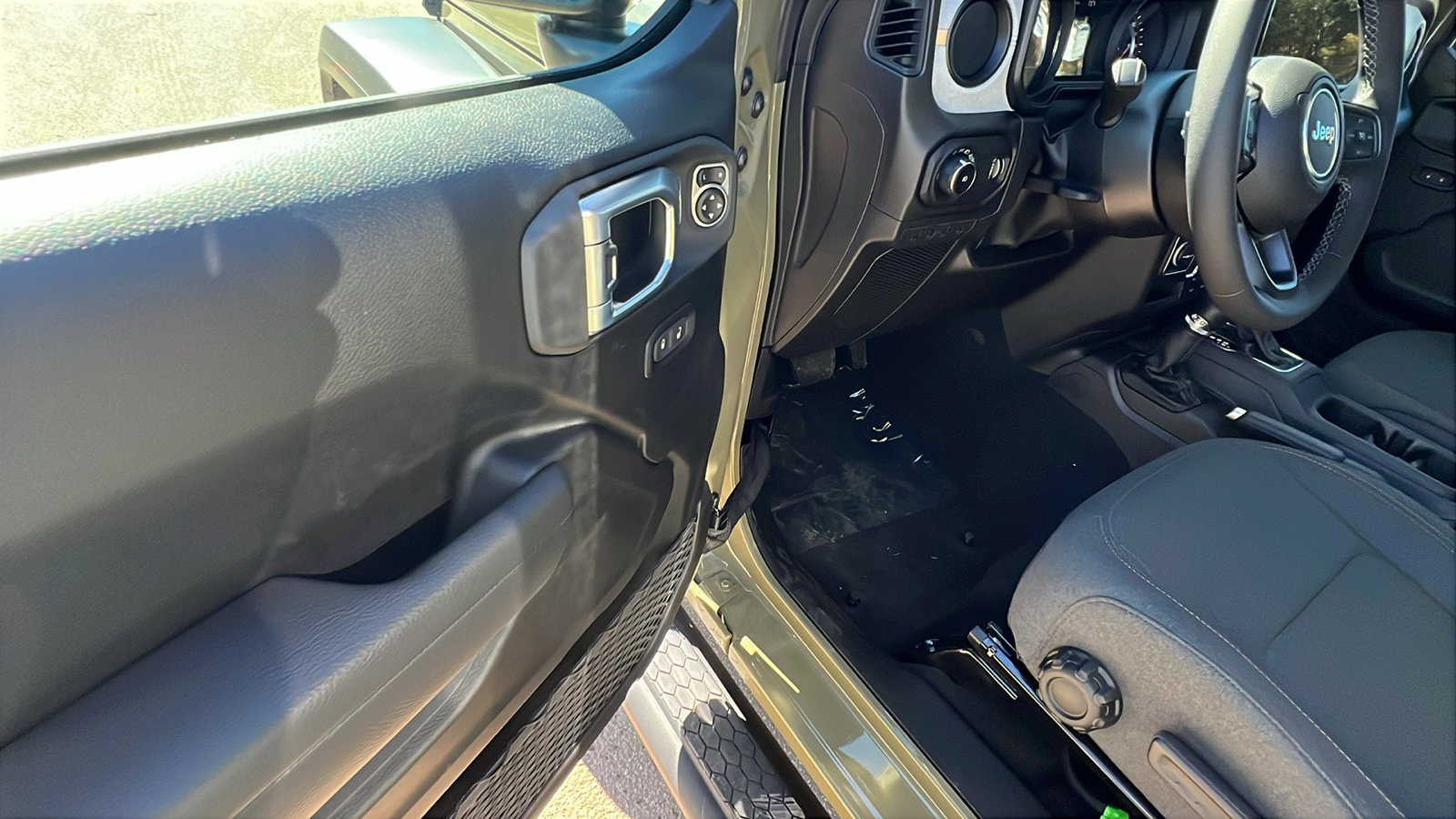 New 2026 Jeep Wrangler Sport S image 15