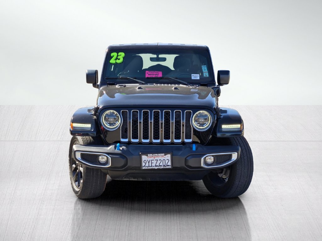 Used 2023 Jeep Wrangler Unlimited Sahara w/ Cold Weather Group AWD/4WD image 2