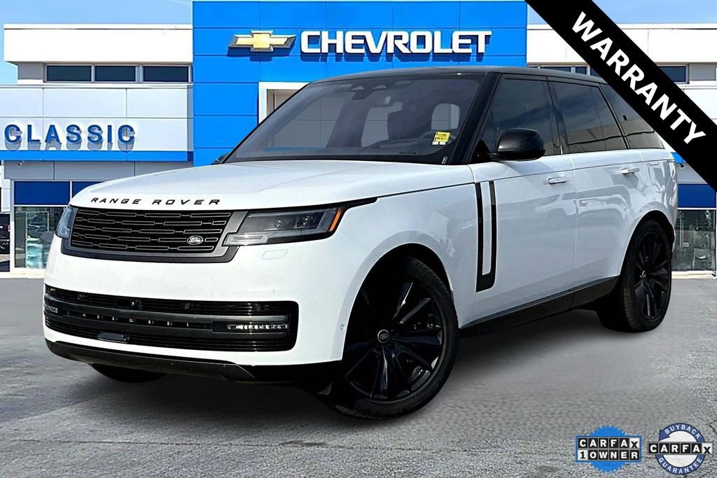 Used 2023 Land Rover Range Rover SE image 3