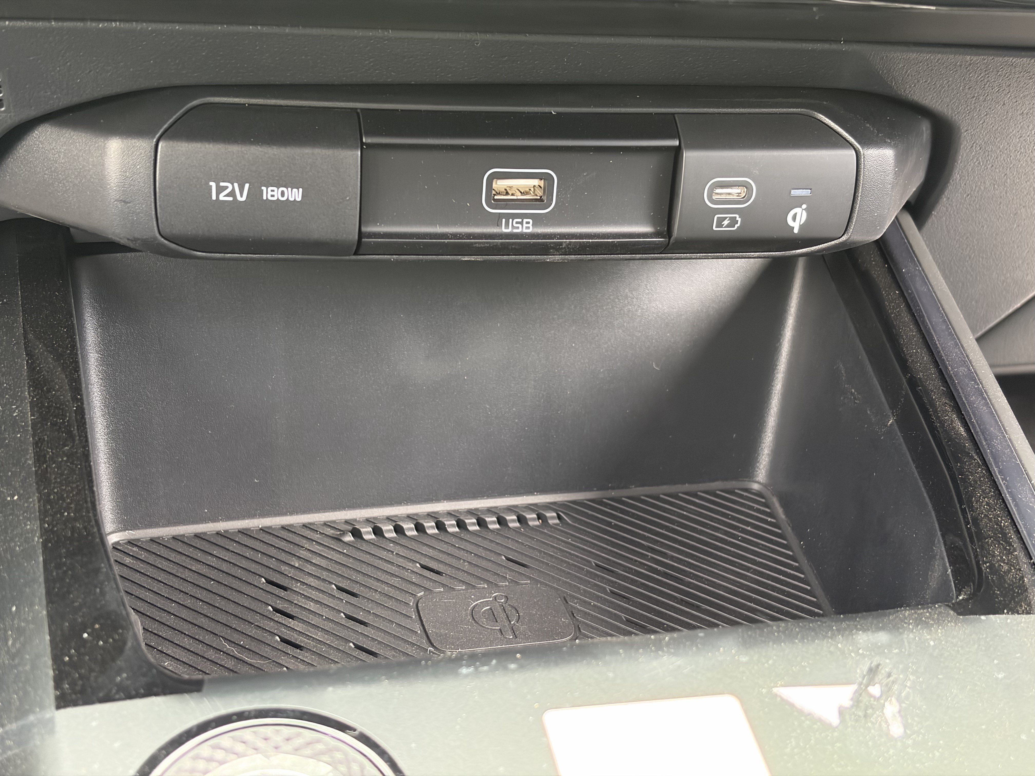 New 2026 Kia Niro Wind FWD image 27