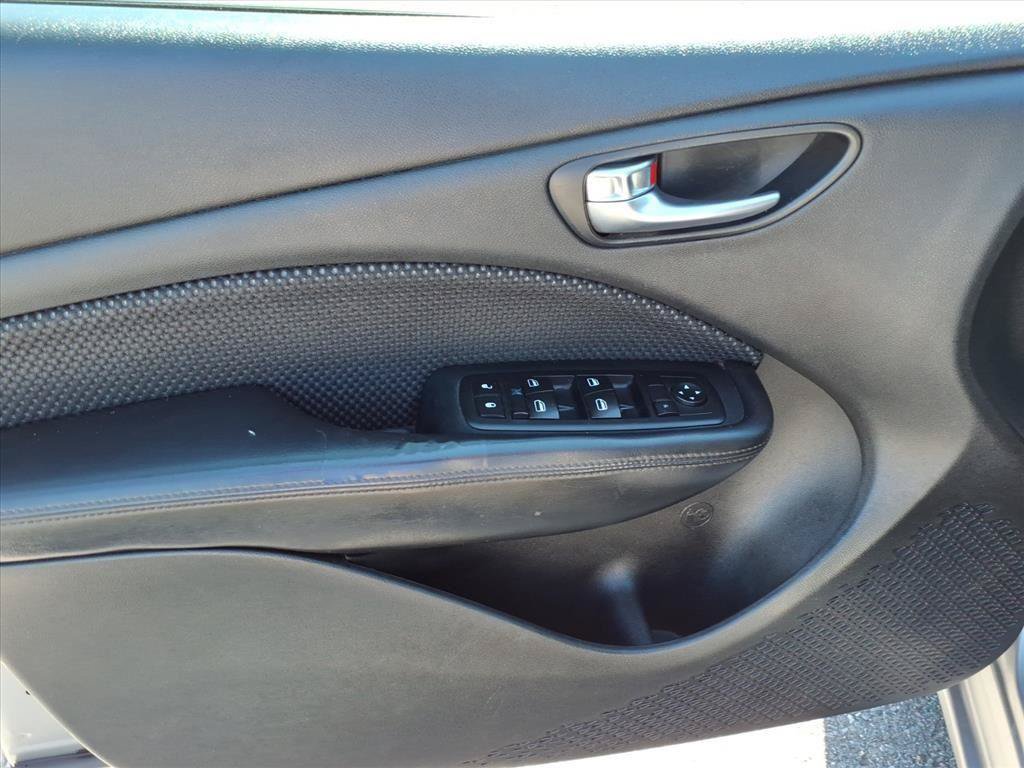 Used 2016 Dodge Dart SXT FWD image 27