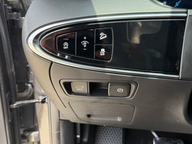 Used 2023 Genesis GV70 2.5T w/ Sport Prestige Package AWD/4WD image 19