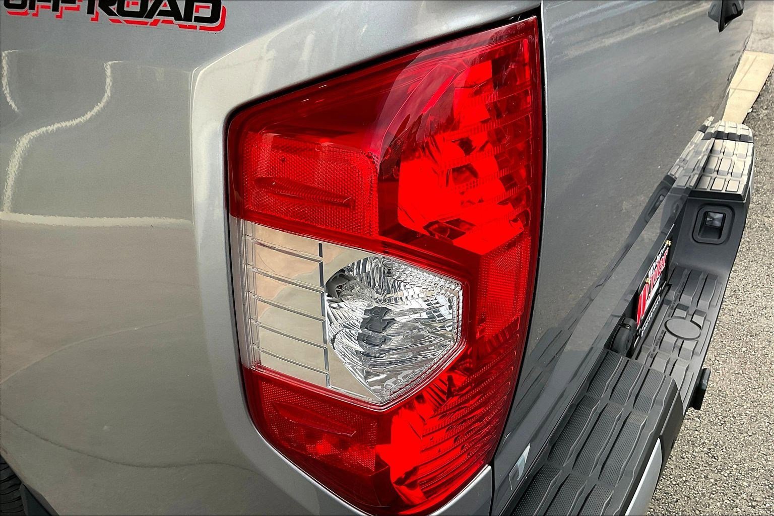 Used 2020 Toyota Tundra Limited w/ Limited Premium Package image 24