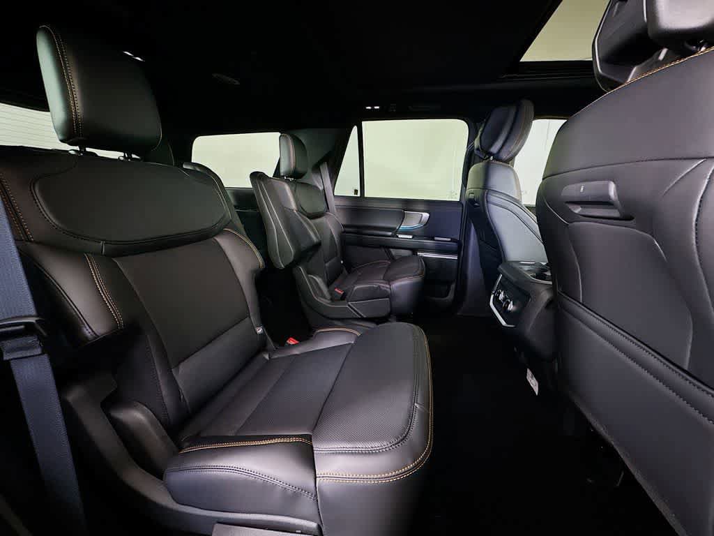 New 2026 Ford Expedition Tremor image 34
