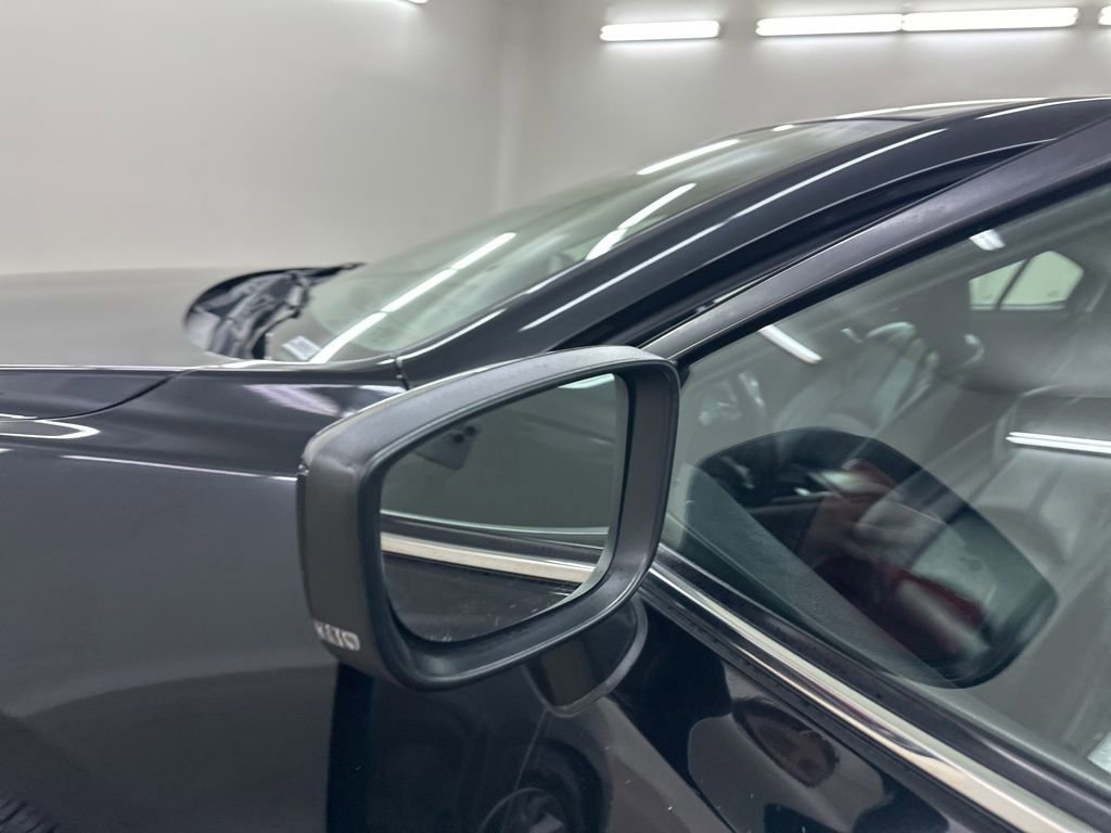 Used 2017 MAZDA MAZDA3 Touring image 16