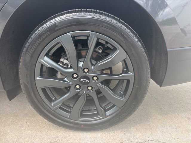 Used 2023 Chevrolet Equinox RS w/ RS Leather Package image 11