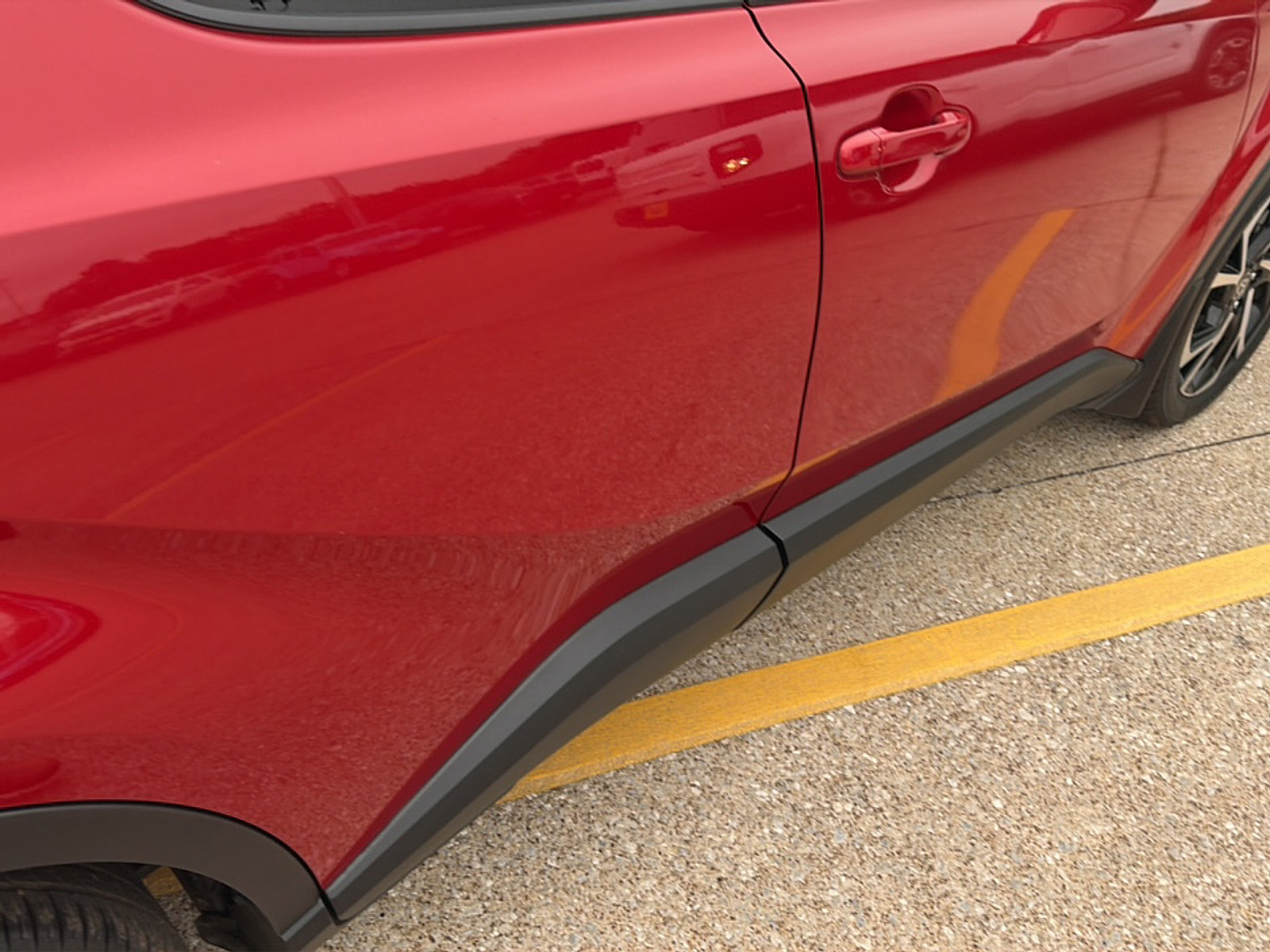 Used 2020 Toyota C-HR XLE FWD image 10