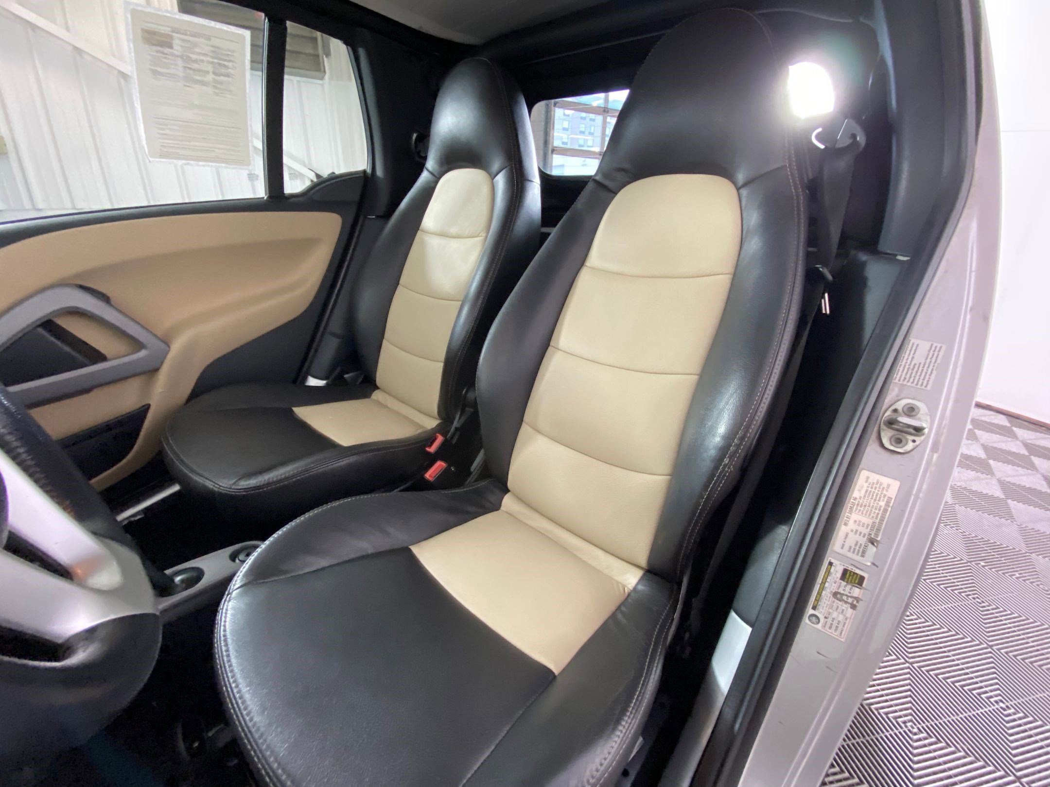 Used 2008 smart fortwo passion image 22