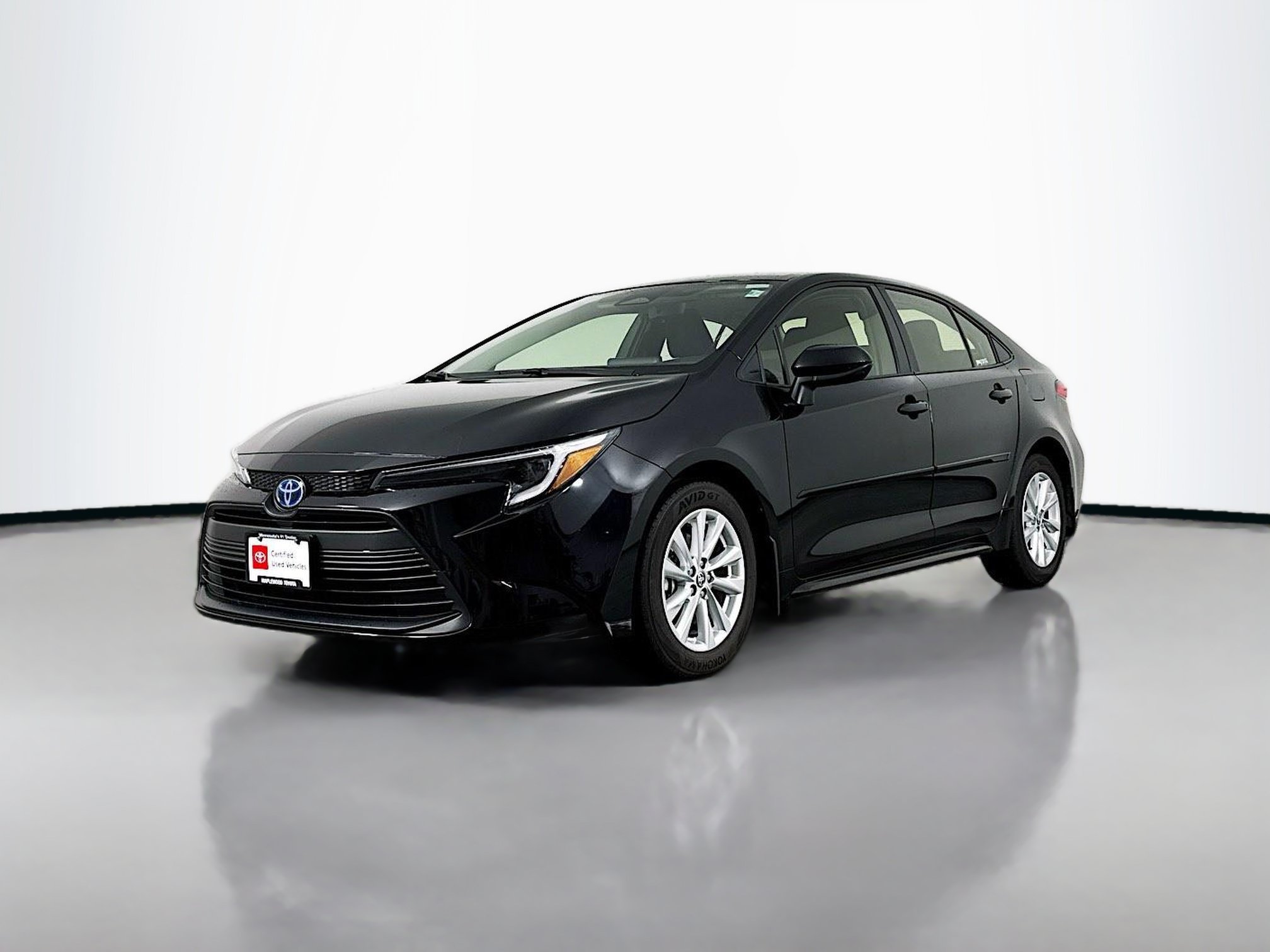 Certified 2023 Toyota Corolla LE w/ LE Convenience Package FWD image 3