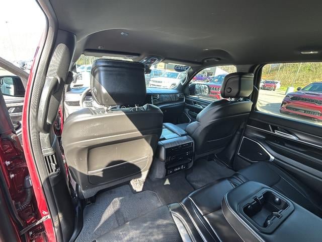 Used 2023 Jeep Wagoneer Series II AWD/4WD image 27