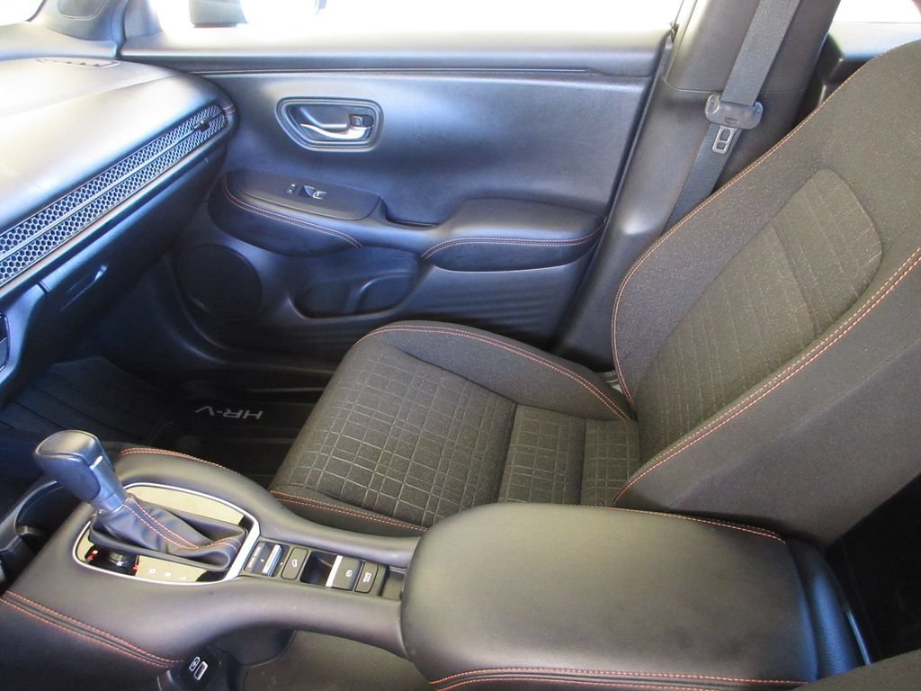 Used 2023 Honda HR-V Sport image 23