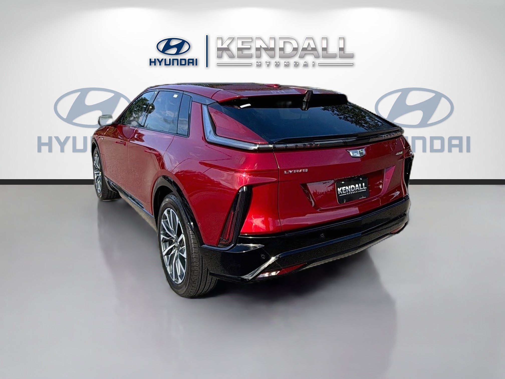Used 2024 Cadillac Lyriq Sport RWD image 4