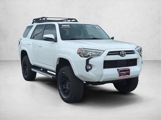 Used 2022 Toyota 4Runner SR5 Premium w/ Moonroof Package AWD/4WD image 3