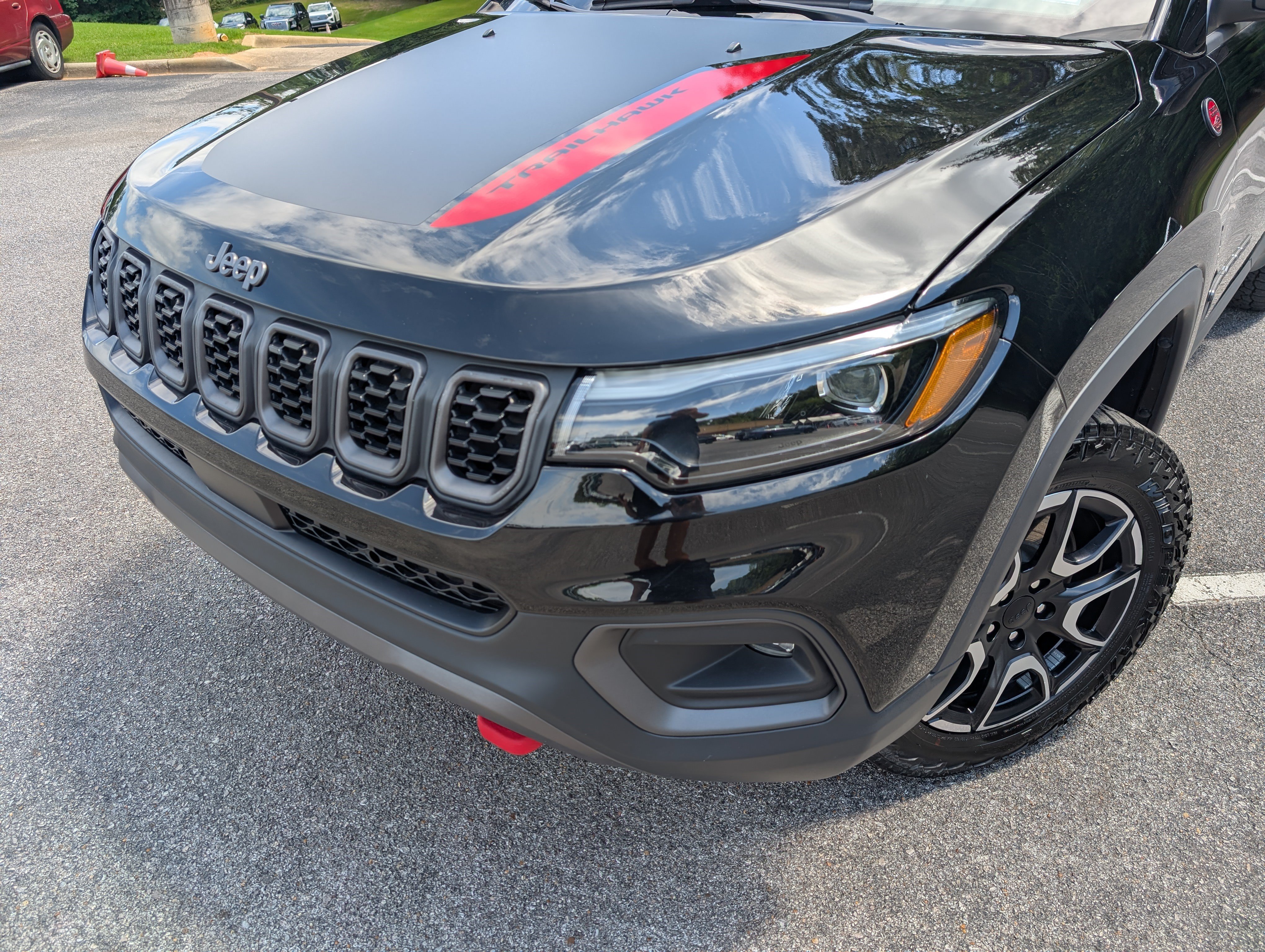 Used 2024 Jeep Compass Trailhawk w/ Trailhawk Elite Group AWD/4WD image 13
