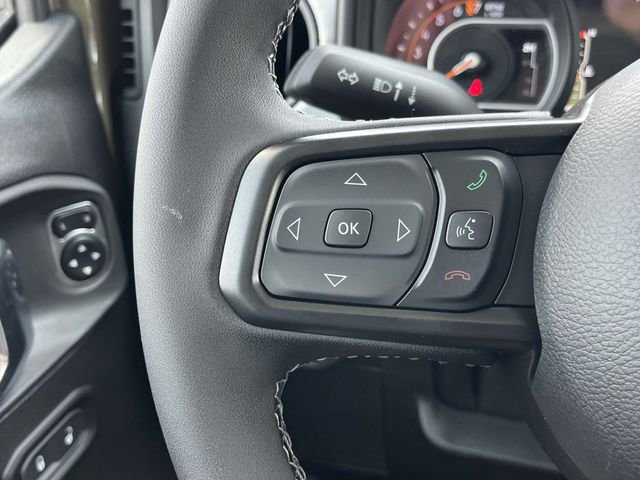 New 2025 Jeep Gladiator Sport image 17