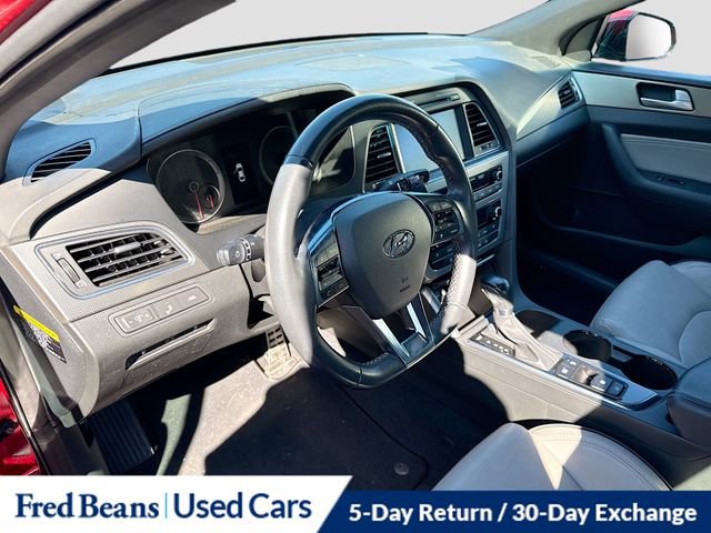 Used 2015 Hyundai Sonata Sport 2.0T w/ Option Group 07 FWD image 8