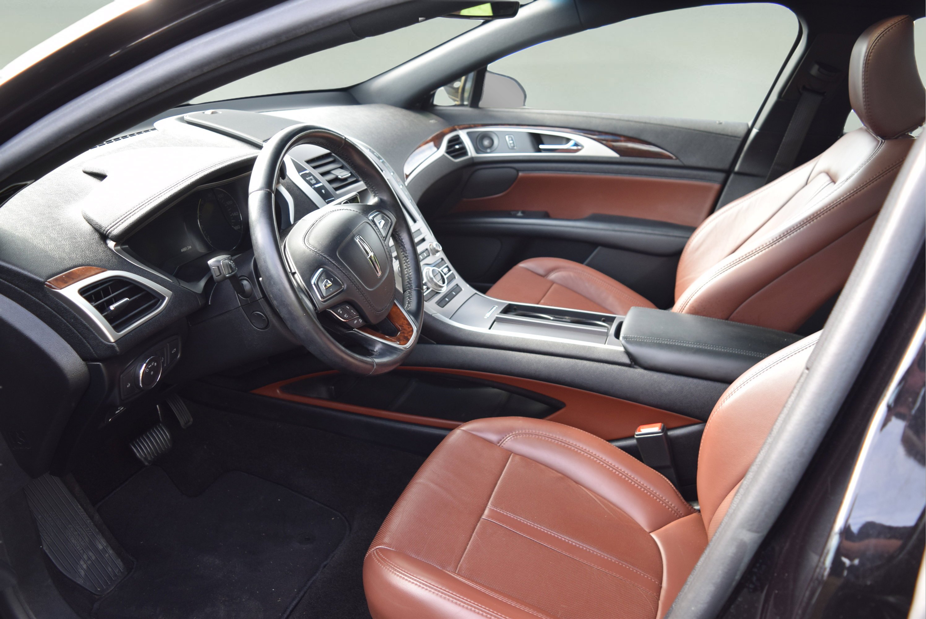 Used 2020 Lincoln MKZ Reserve AWD/4WD image 9