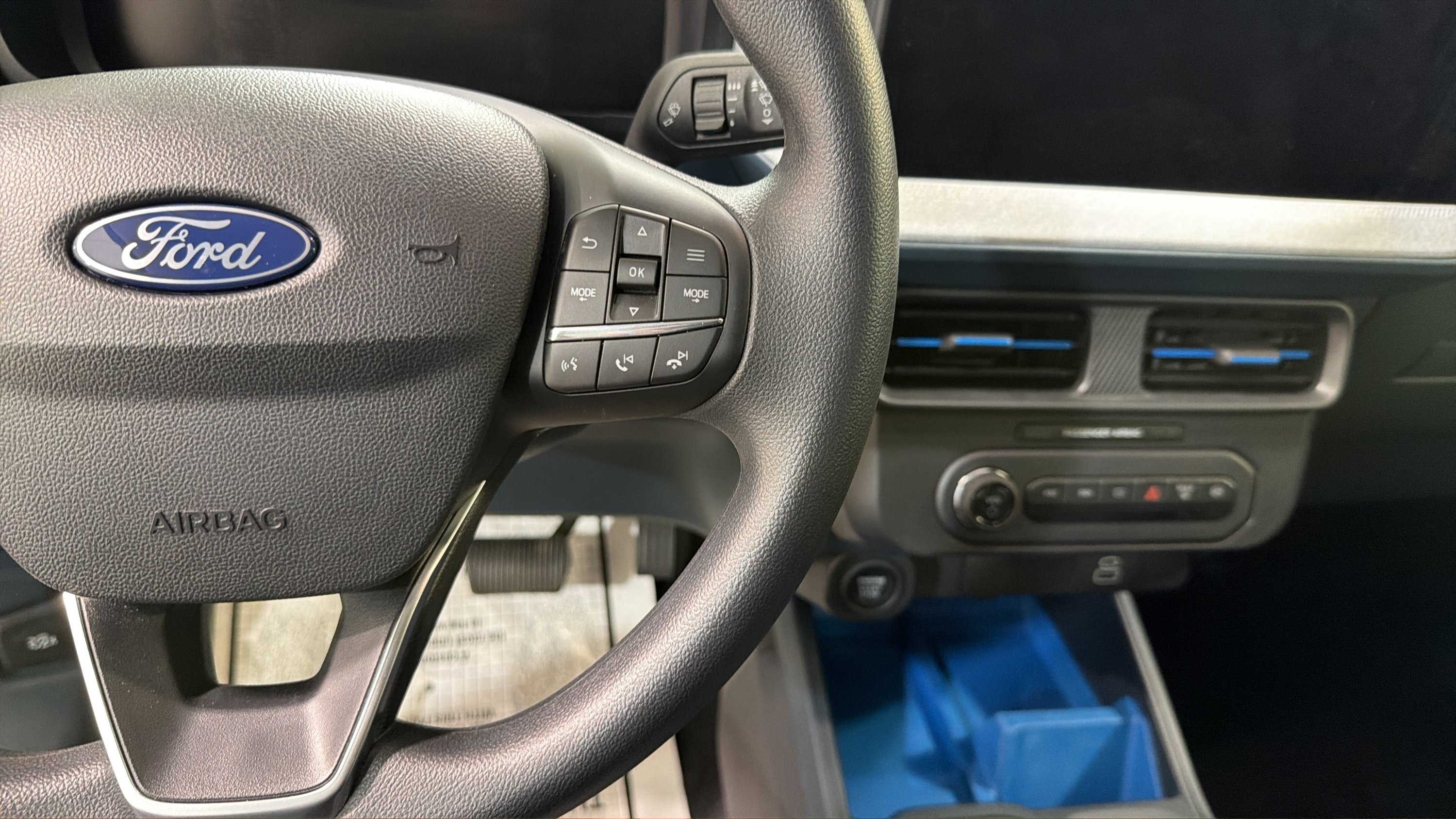 Used 2025 Ford Maverick XLT FWD image 14