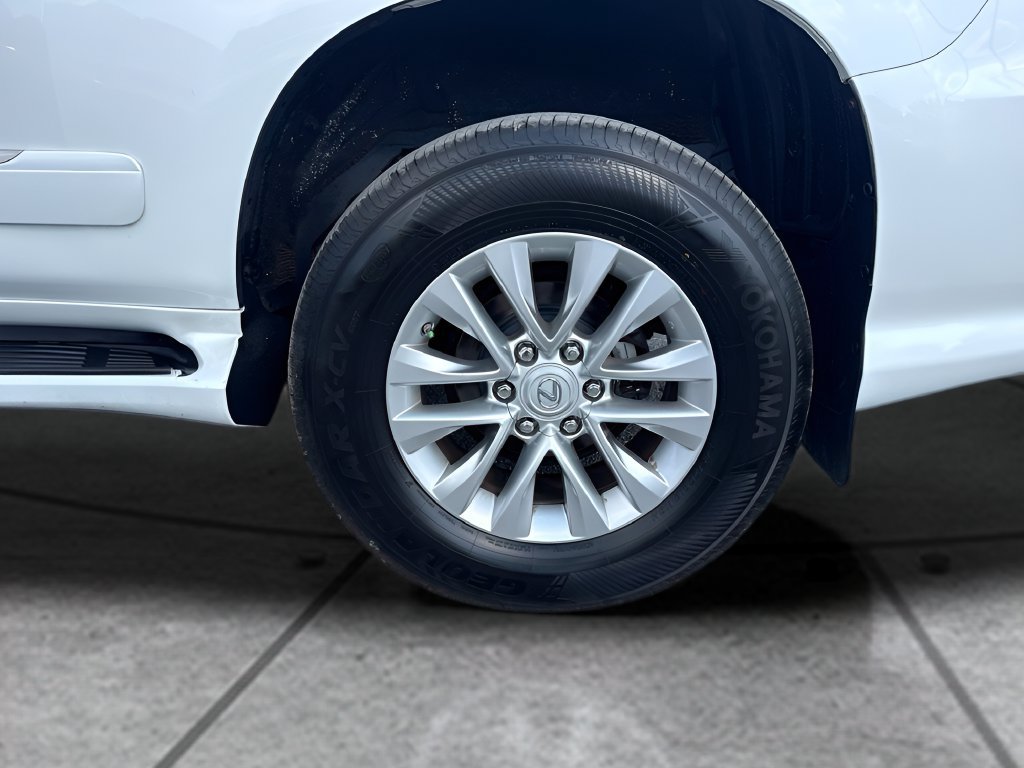 Used 2019 Lexus GX 460 Premium AWD/4WD image 31
