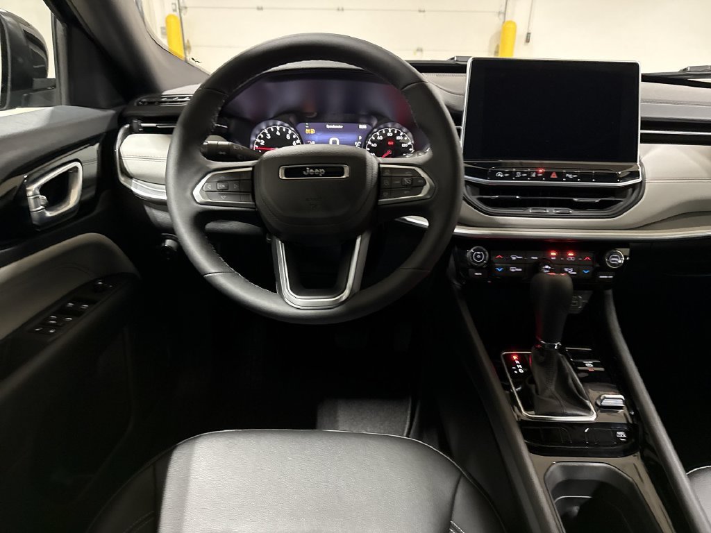 New 2026 Jeep Compass Limited AWD/4WD image 11