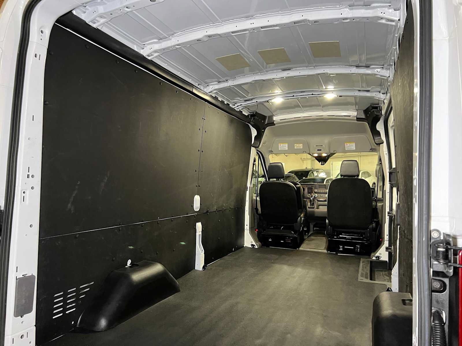 Used 2023 Ford Transit 250 Medium Roof AWD w/ Load Area Protection Package image 17
