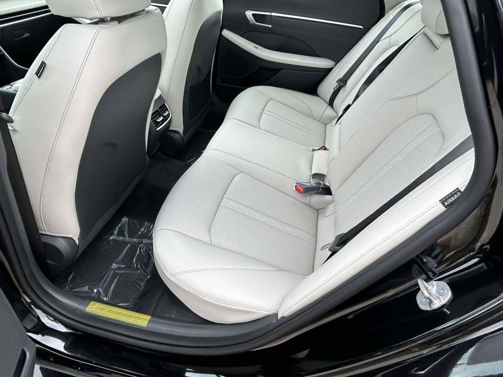 New 2026 Hyundai Sonata Limited FWD image 35