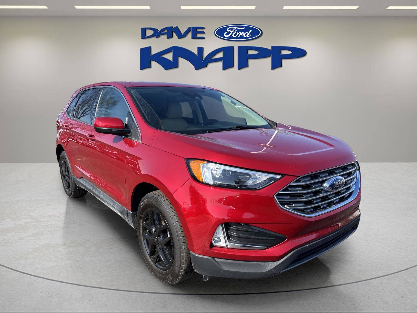 Used 2022 Ford Edge SEL w/ Convenience Package image 2