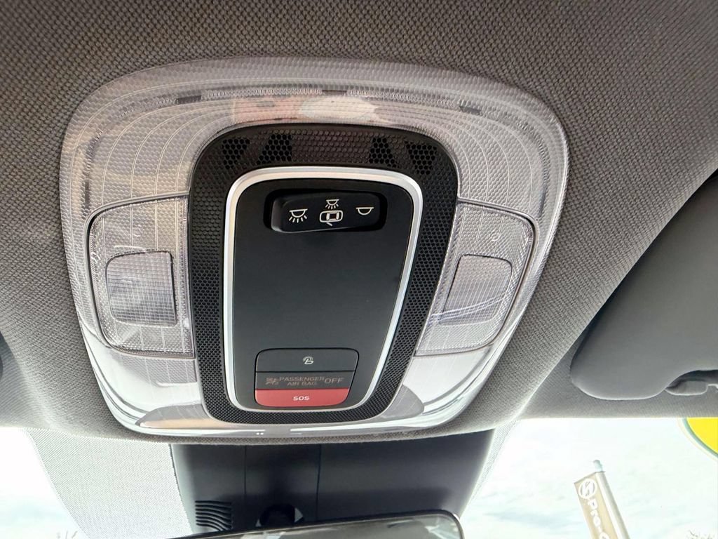 Certified 2023 Hyundai Elantra SEL w/ Convenience Package FWD image 30