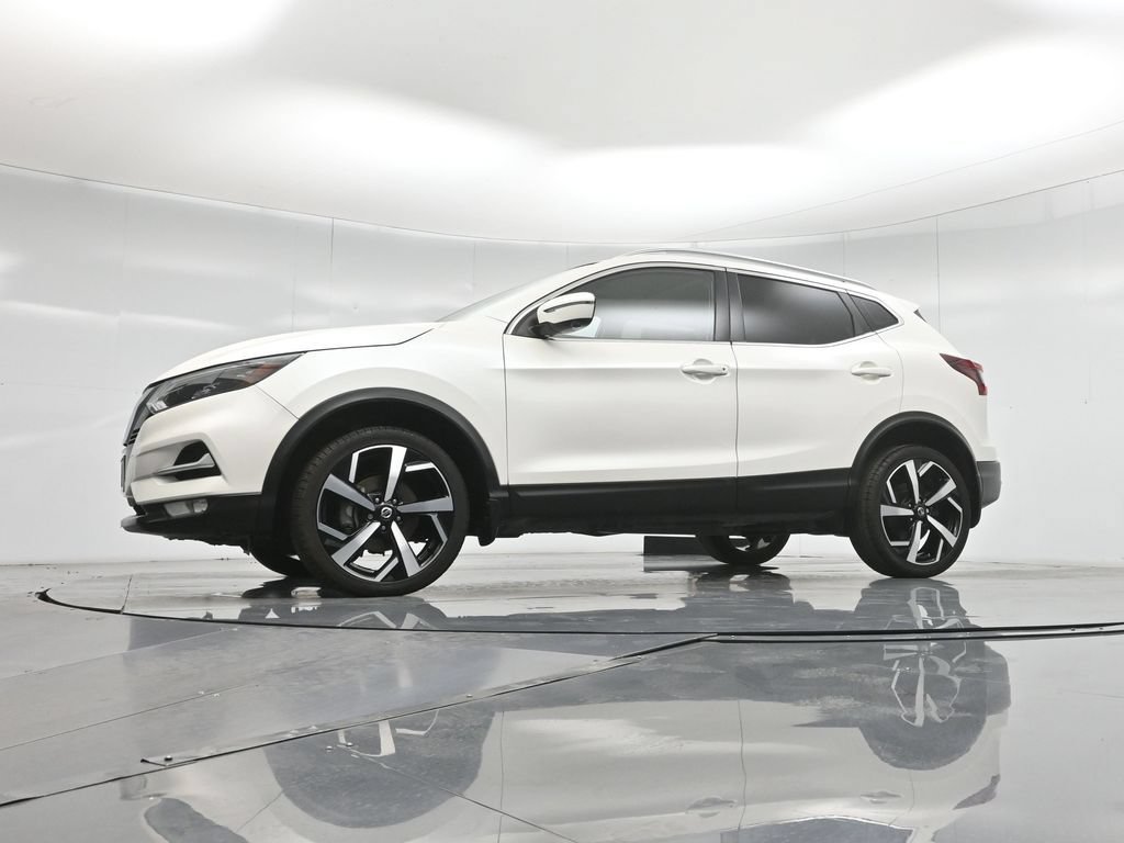 Used 2020 Nissan Rogue Sport SL w/ Premium Package FWD image 54