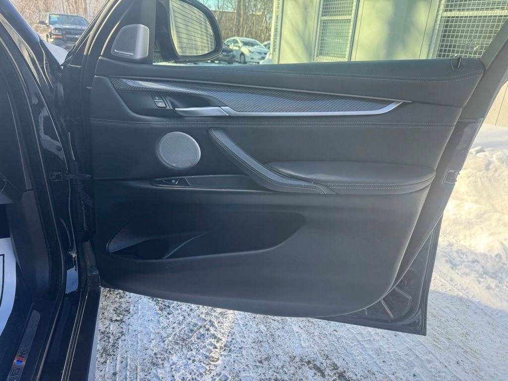 Used 2018 BMW X6 M image 21