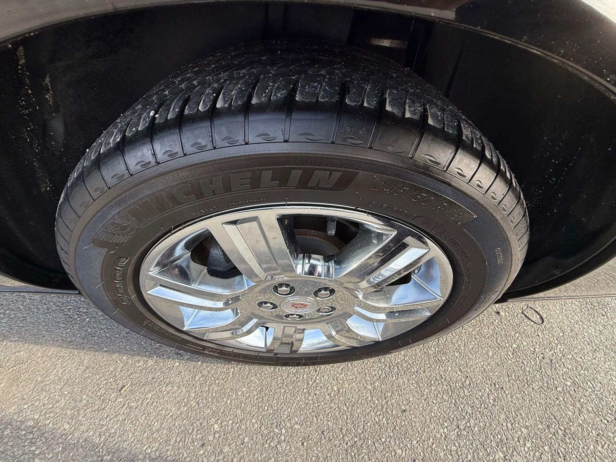 Used 2010 Cadillac DTS Platinum FWD image 50