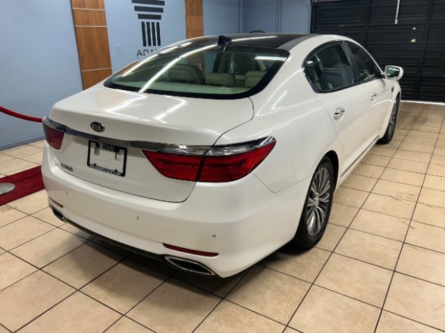 Used 2016 Kia K900 Luxury image 4