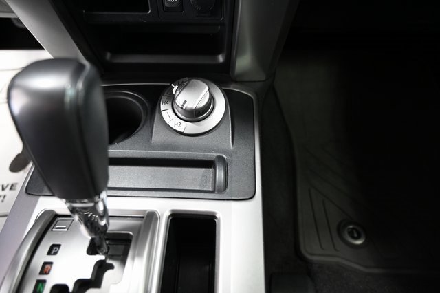 Used 2016 Toyota 4Runner SR5 image 18