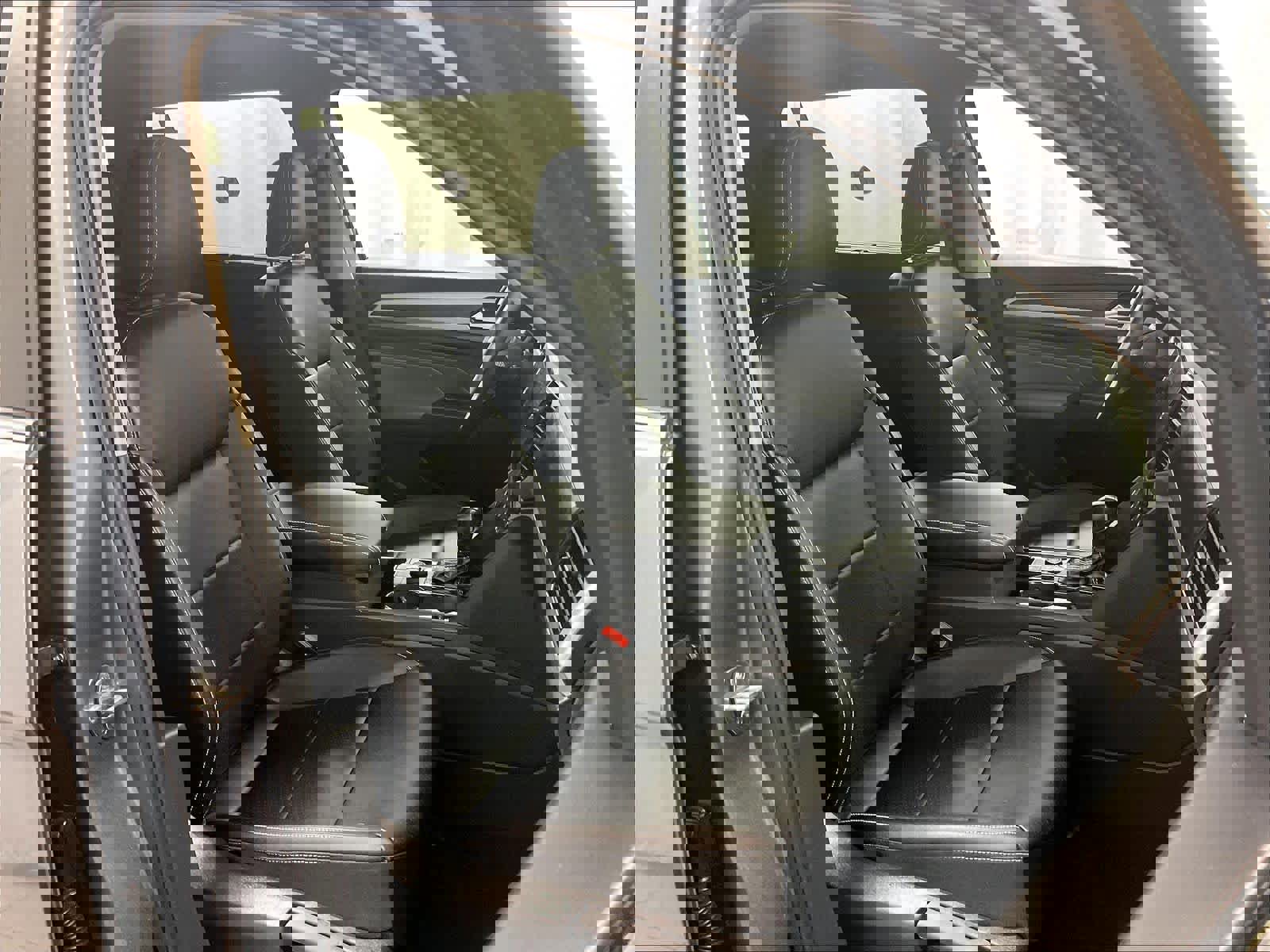 Used 2023 Volkswagen Atlas SE w/ Panoramic Sunroof Package image 11